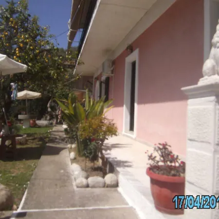 Eva House